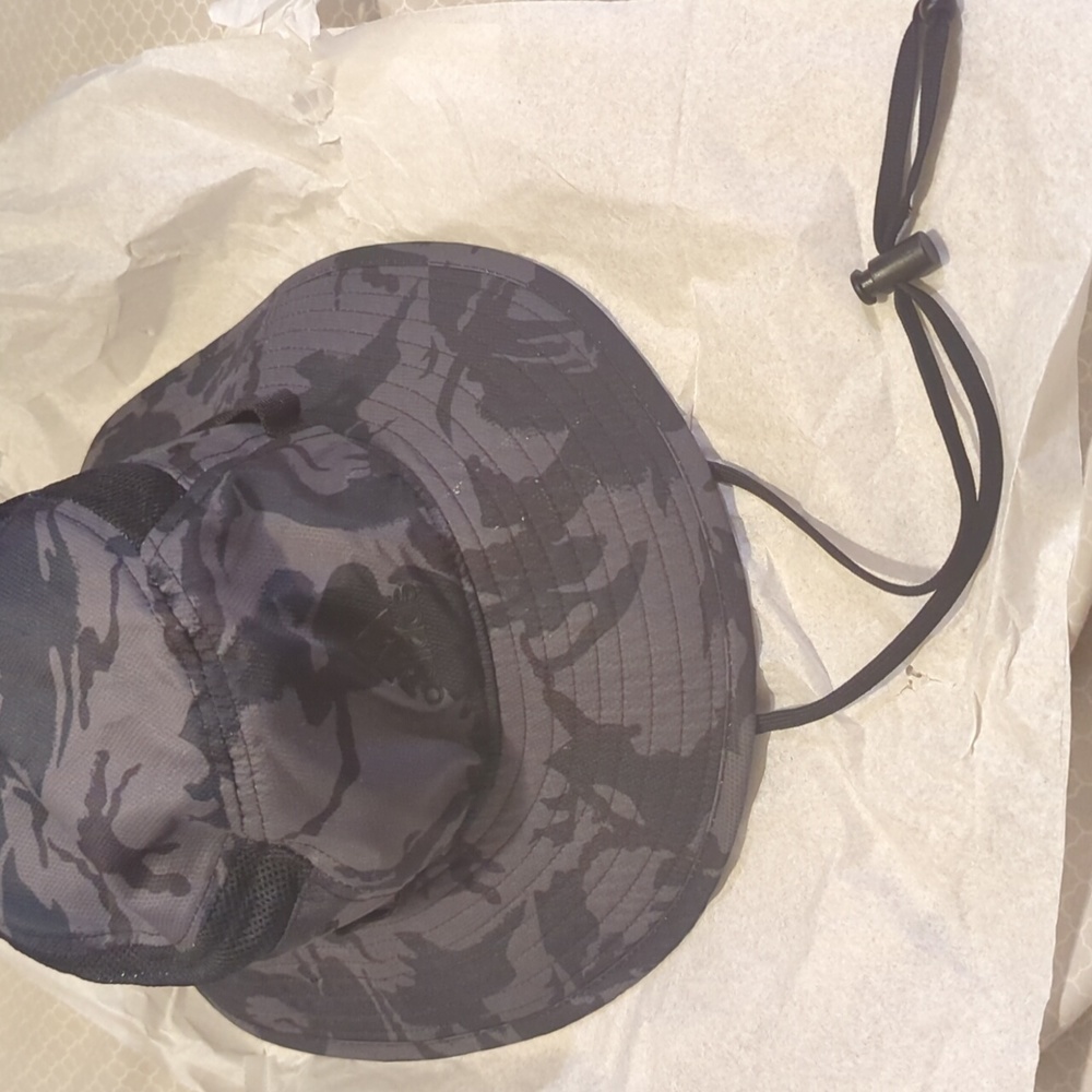 Adidas Bucket hat